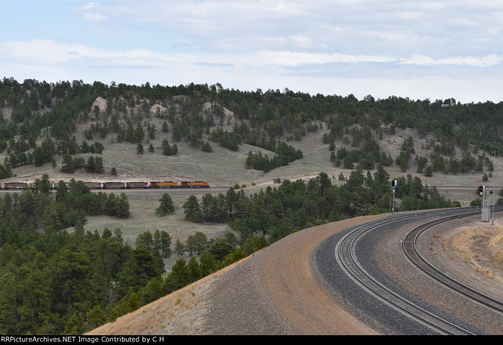 BNSF 5622/5838